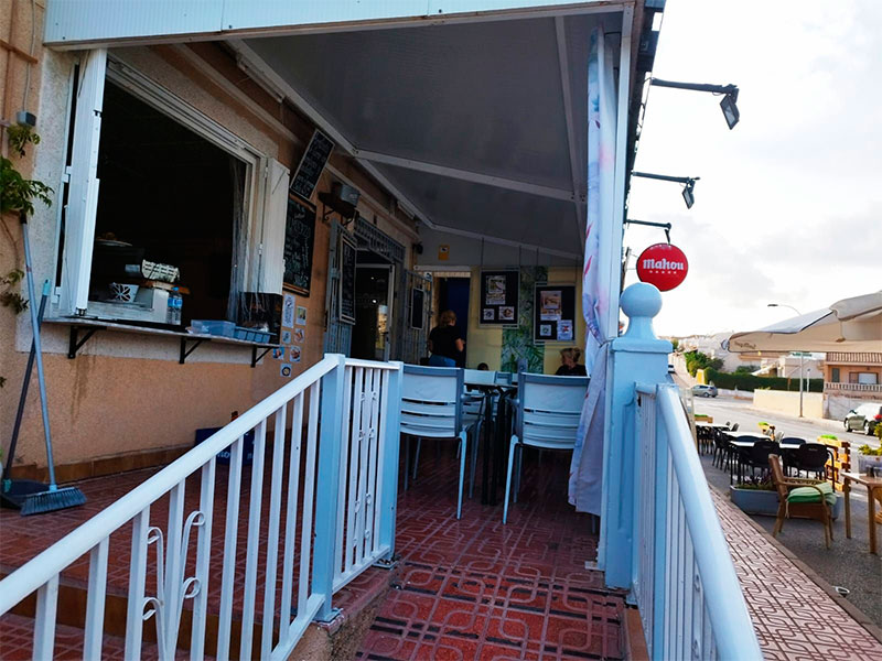 Bar-Cafetería- Restaurante en Punta Prima