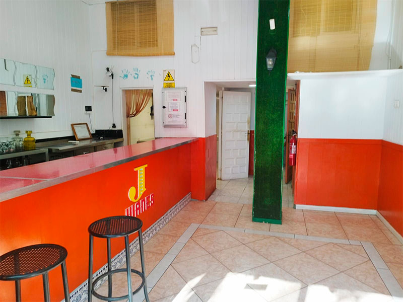 Bar-Restaurante en venta en la Plaza de la Habana