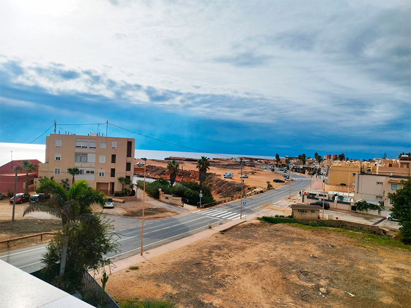 Chalet independiente de Obra nueva frente al mar en Torrevieja